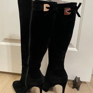 Venue Black Velvet High Heeled Tie-Back Boots